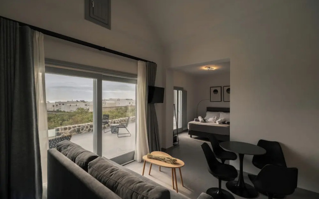 Uranides Luxury Suites