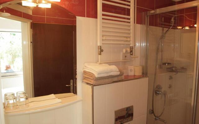 Ana Guest House