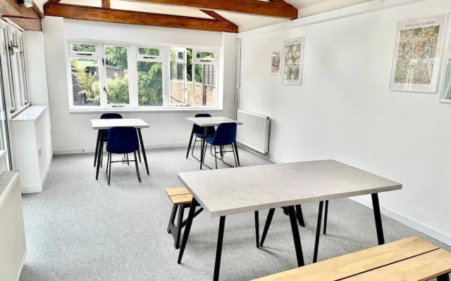 City Centre Guest House - Gloucester Park