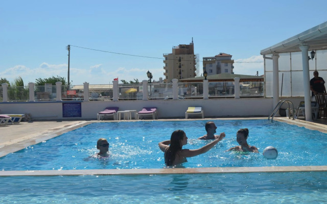 Yasmin Hotel