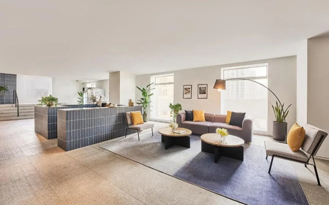 base SUHE Serviced Apartment