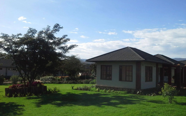 Acacia Farm Lodge