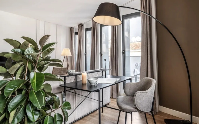 Dono - 3 Bedrooms Apartment in Chueca