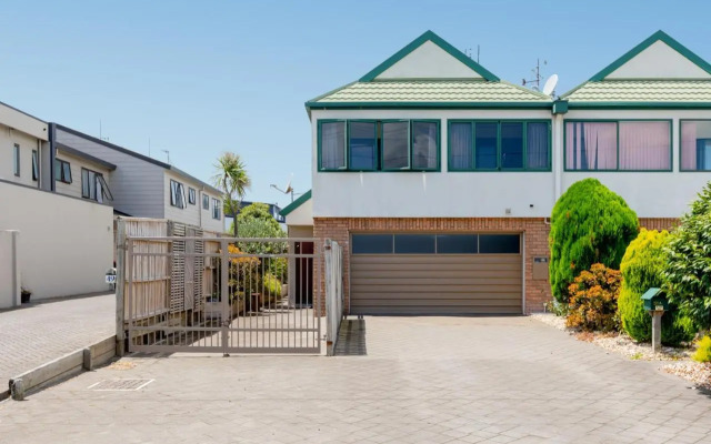 Mount Sunset - Mt Maunganui Townhouse