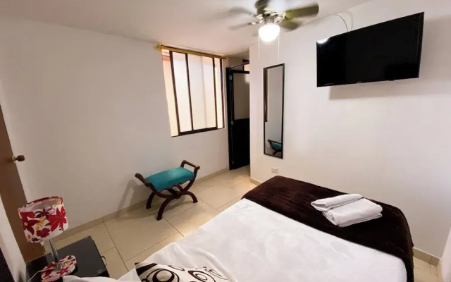 Hostal CaliView Inn