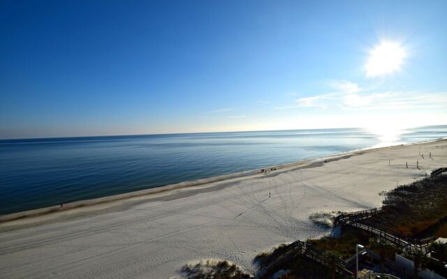 Tradewinds 801 by RedAwning