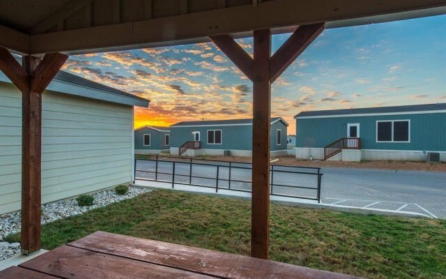 Eagle Ford Cabins