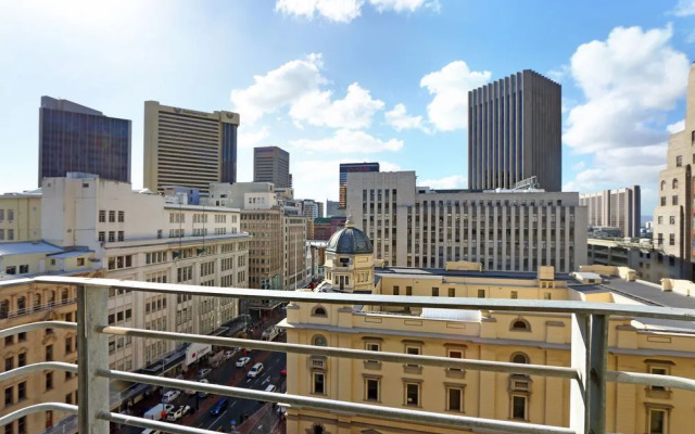 808 Cartwrights Corner