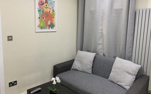 Charming 2-bed Apartment