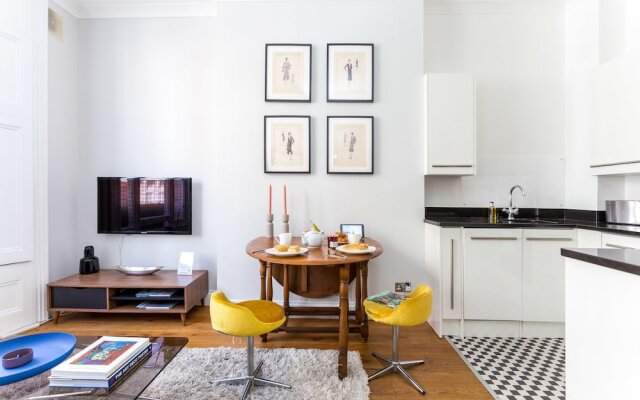 Stylish Notting Hill apartment for 2-4