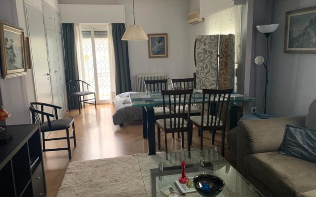 Awesome Home 3' from Metro (M3) Station Agia Paraskevi