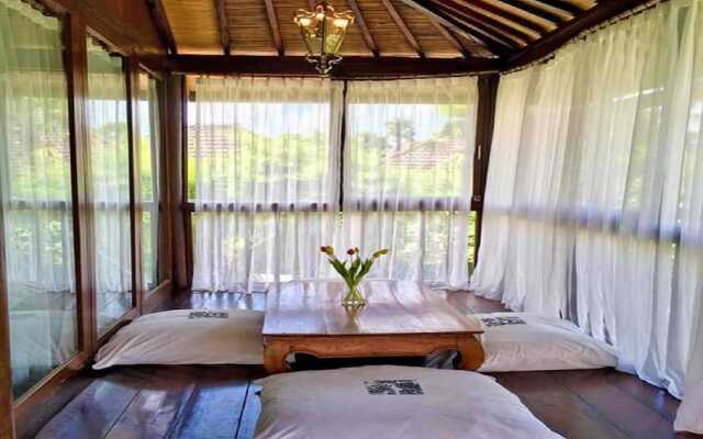 3 Bedroom Authentic Villa In Canggu