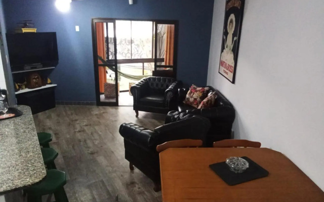 Apartamento Centro de Bertioga 100MTS da praia.