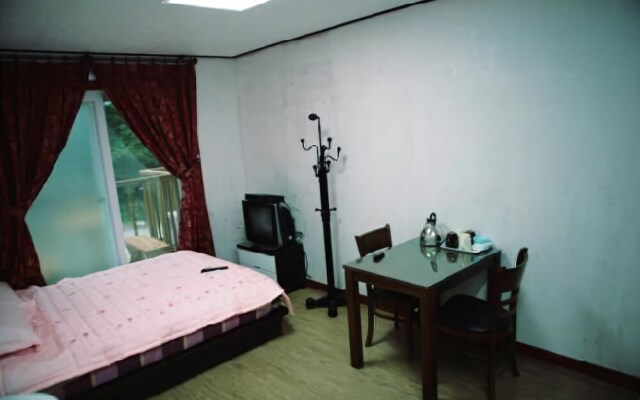 Gangneung Pine Pension