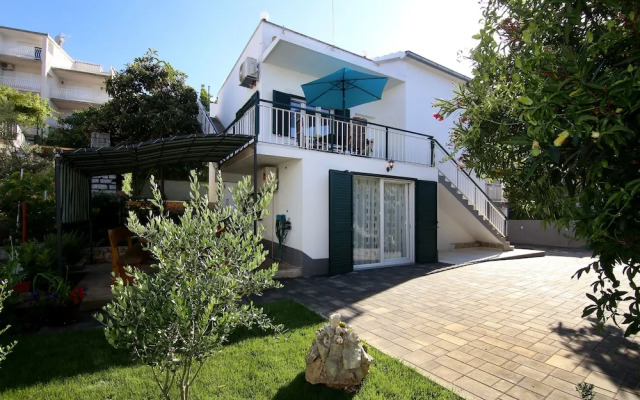 Luxury House With Pool 50M From Sea