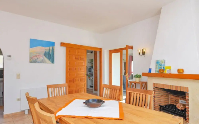 Lush Villa With Swimming Pool in Benitachell