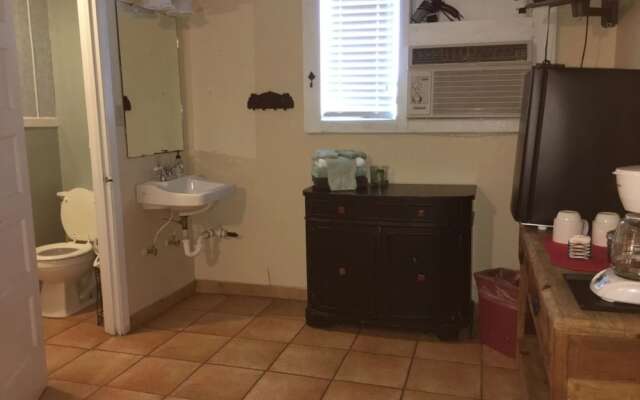 The Leakey Inn by CMD