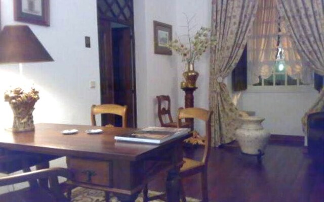 Casa Amarela TH & National Monument