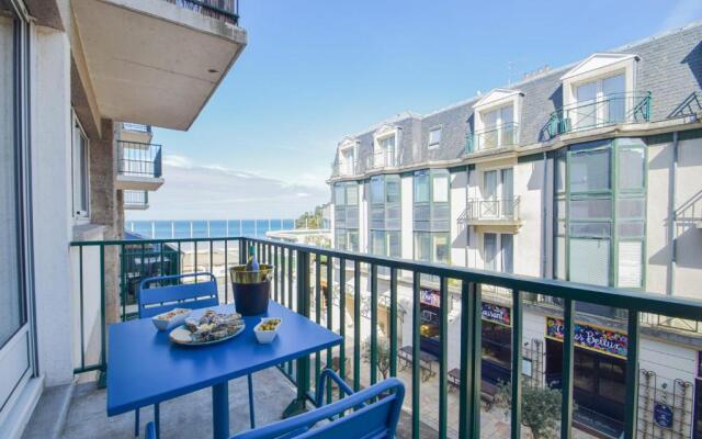Appartement cosy 2 pers vue mer balcon hyper centre Dinard