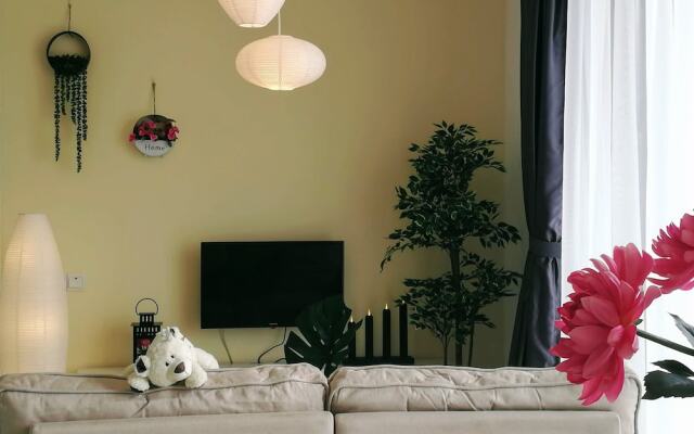 Dream City 2 Bedrooms Apartment