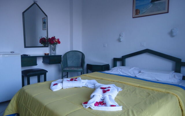 Koronis Hotel