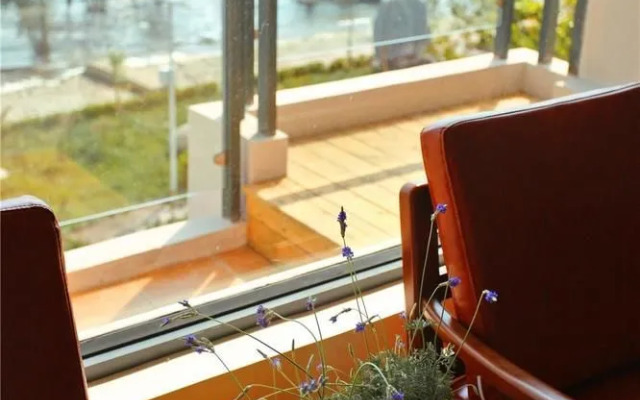 Magpies Habitat Erhai Resort Hotel