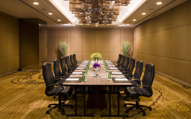 Avani Ratchada Bangkok Hotel