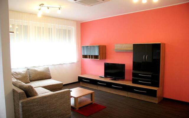 Fine Restaurant & Apartments