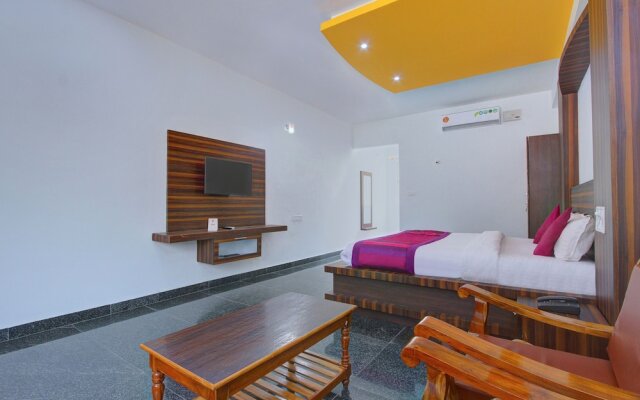 OYO 11724 Chitra Residency Premium