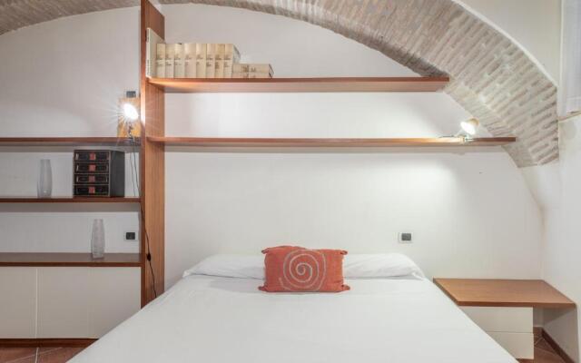 Roman Forum Cozy Apartment
