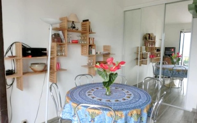 Studio in Théoule-sur-mer, With Wonderful sea View, Furnished Terrace