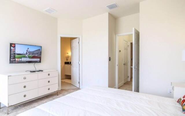 17413sb - Serenity 3 Bedroom Townhouse