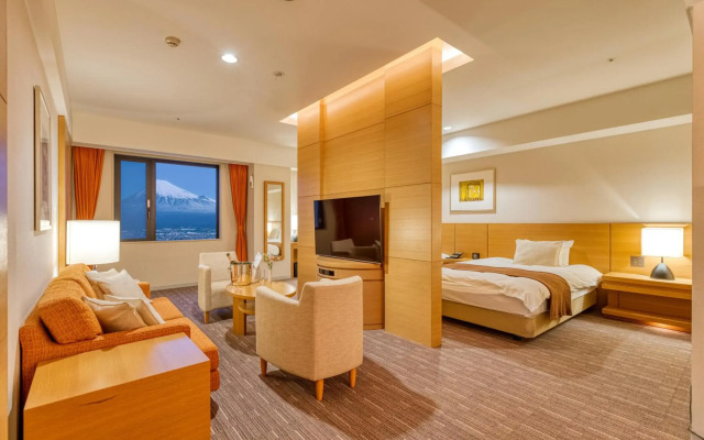 Hotel Grand Fuji