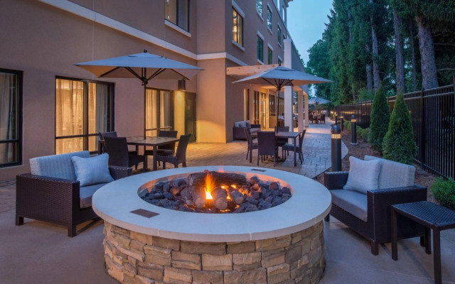 Courtyard by Marriott Hershey Chocolate Avenue