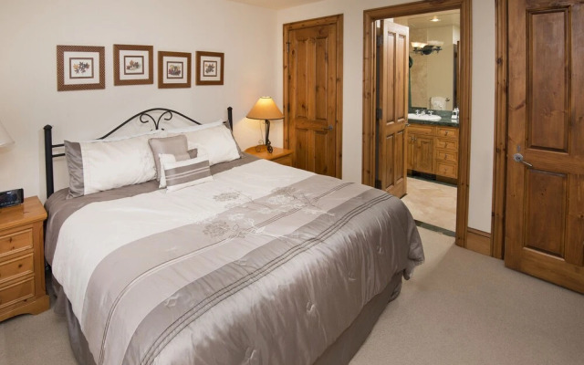 Beaver Creek Village