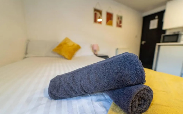 Large Studio Available on First Floor!