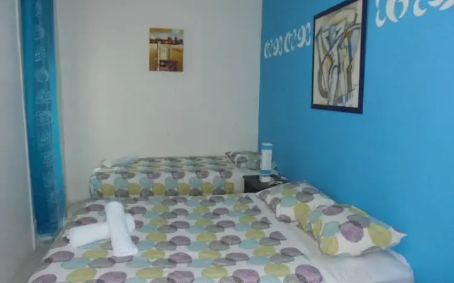 Crescent Rooms