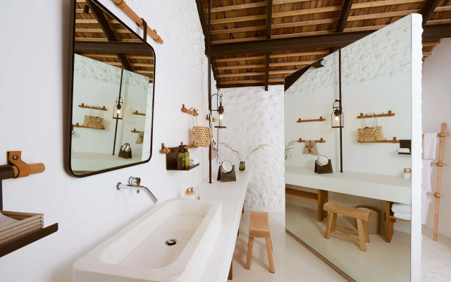 Roukh Kiri Khaoyai, The Centara Collection