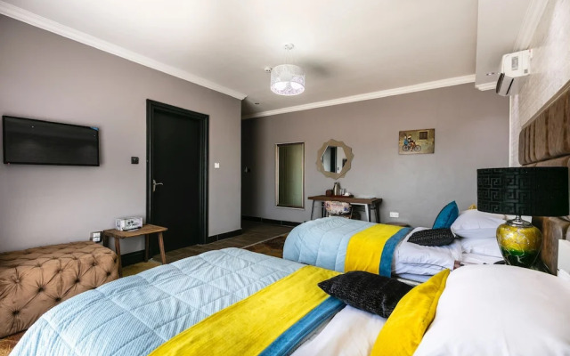 Madamz Bed & Breakfast