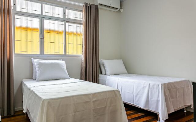 Casa em ótima localização no Centro VISE059