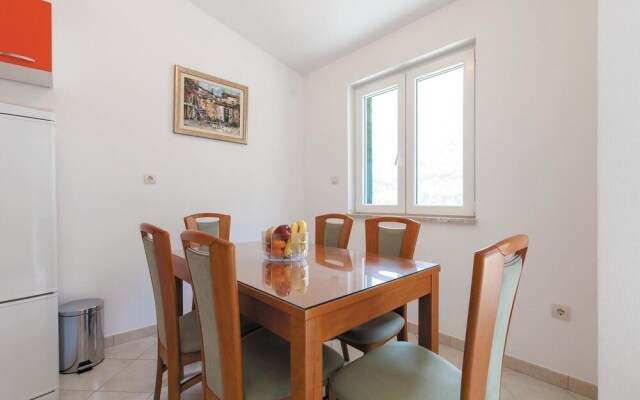 Nice Home in Podaspilje With Wifi and 2 Bedrooms