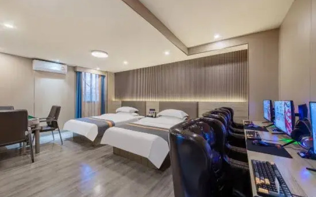 Anyu E-sports Hotel (Jinzhai Hongjun Avenue)