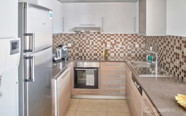 Dream Inn 48 Burj Gate Luxury Homes