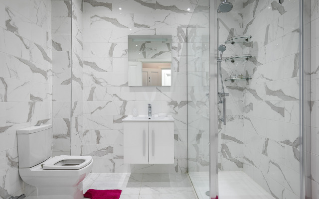 Penthouse Brand new on Cromwell Road