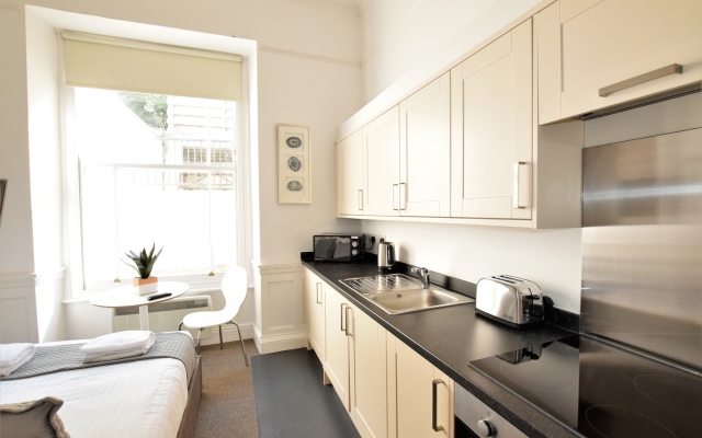 Your Apartment Berkeley Sq Pads #6