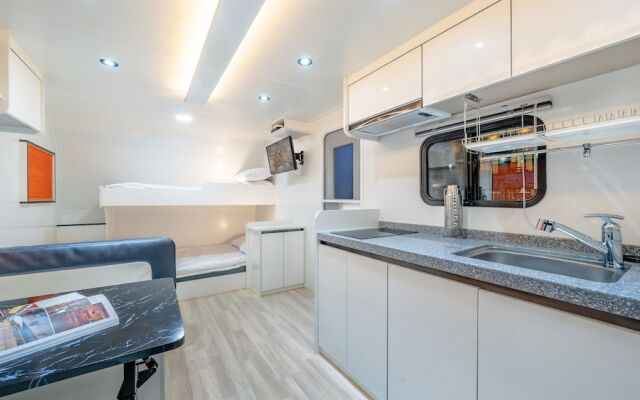 Gapyeong Saeyeon Caravan - Glamping
