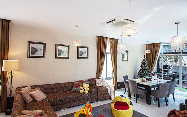 Jomtien Waree 6
