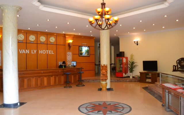 Van Ly Hotel