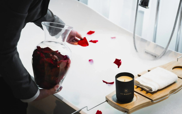 The St. Regis Toronto