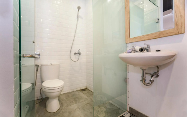 Super OYO Collection O 2627 Ratamya Co-living
